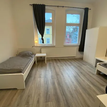 Monteurhome24 - Moderne In *